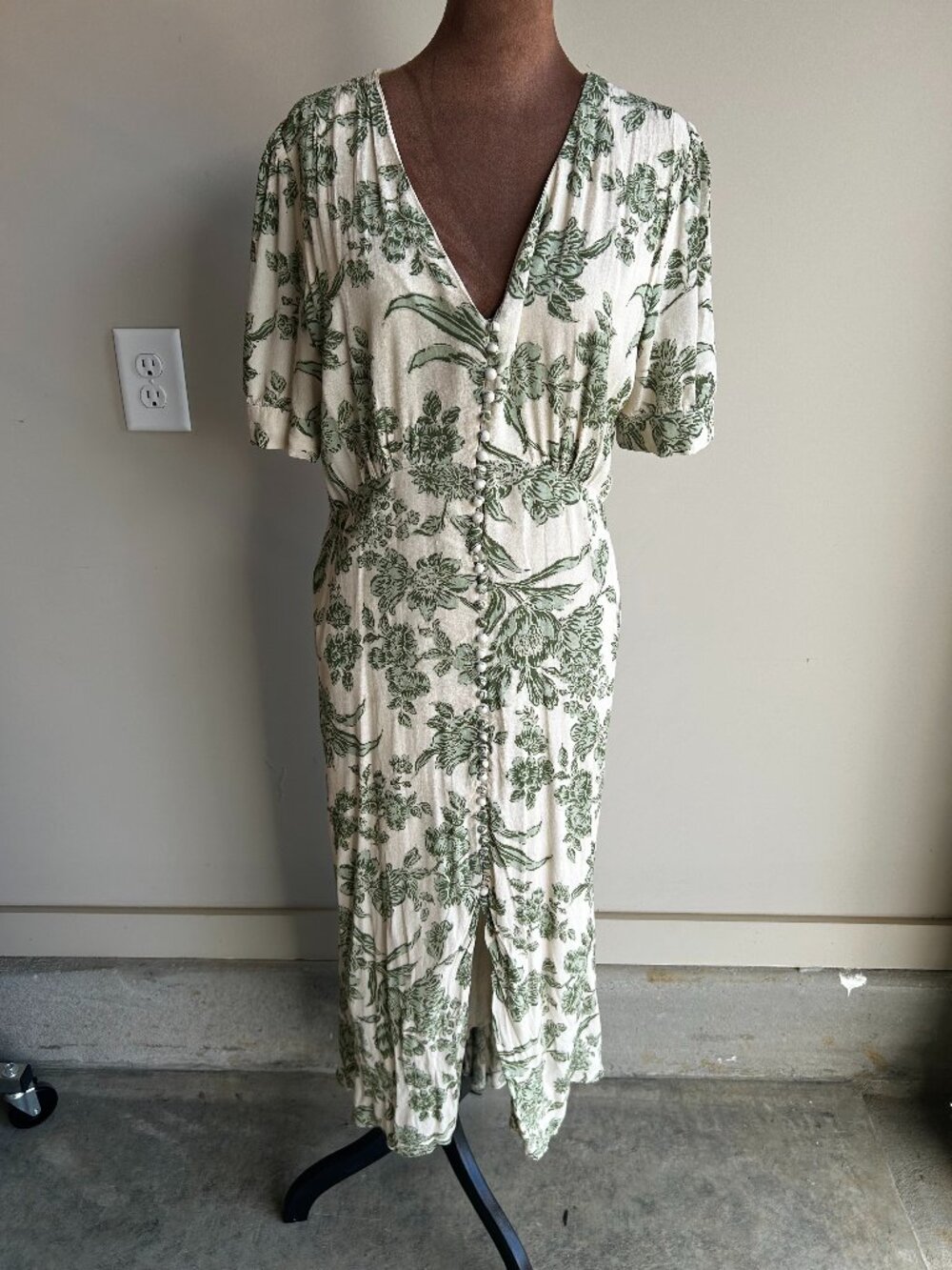 Bohme Lia Floral Button Front Midi Dress in Sage
